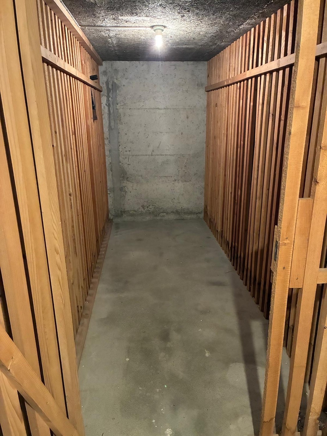 5m² commerciale, foto 1 di 2