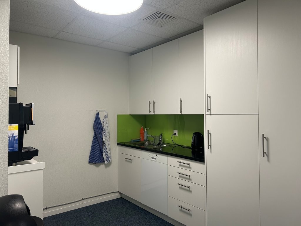 668m² bureau