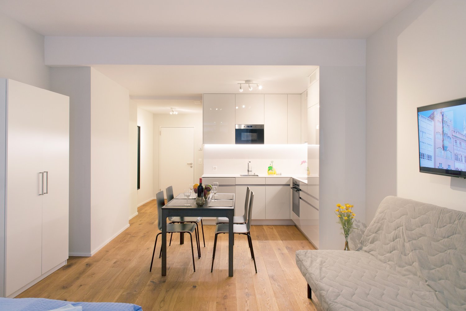 1 room furnished flat