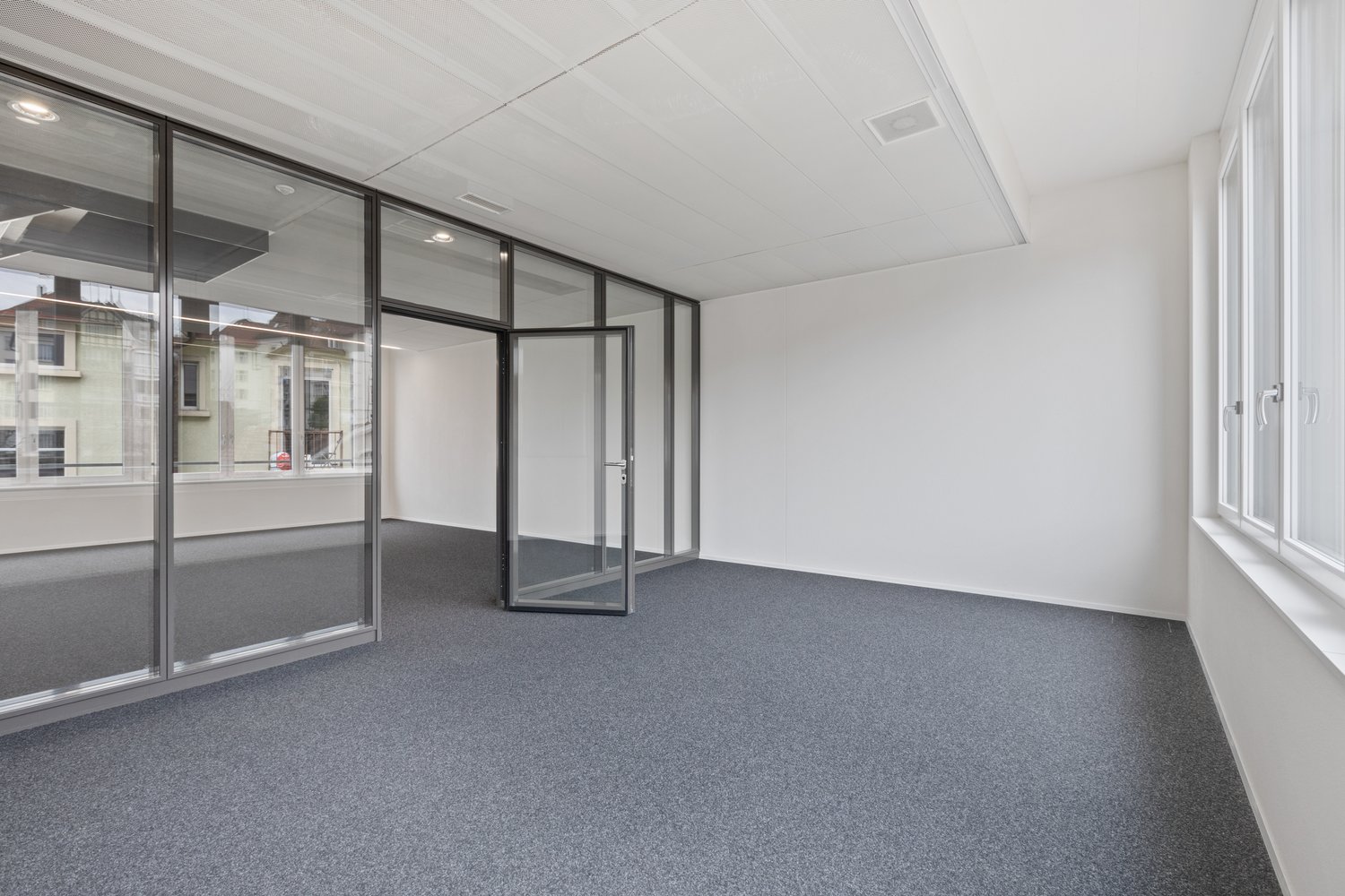 ufficio di 243m²