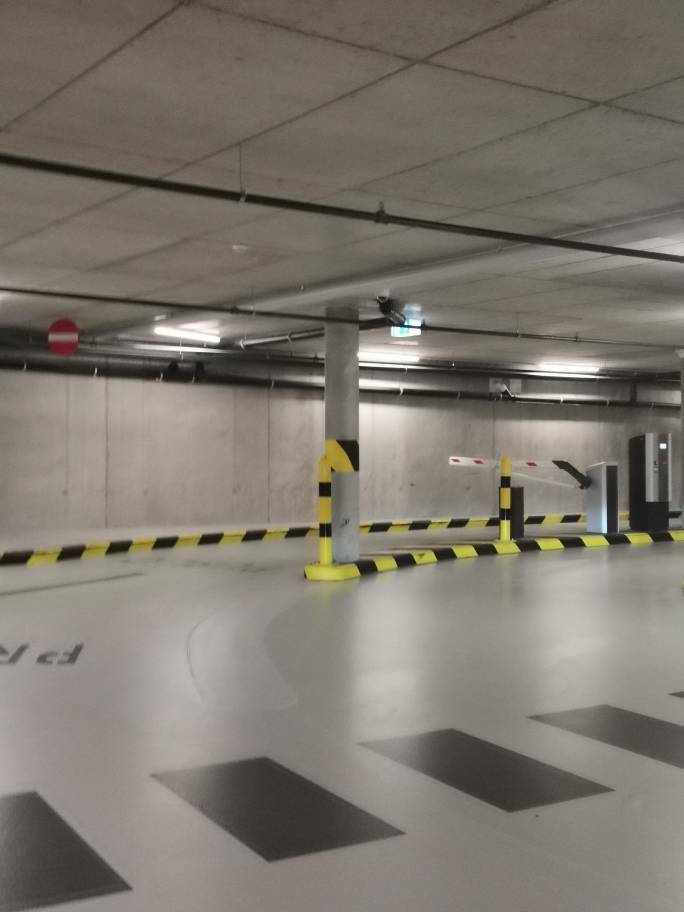 Überdachter Veloparkplatz