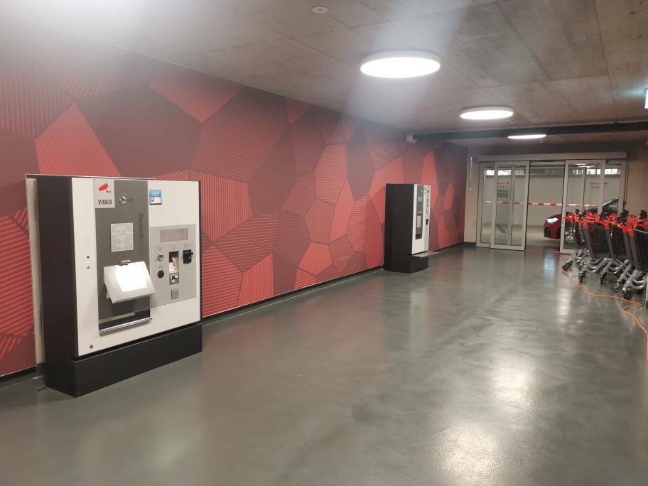Überdachter Veloparkplatz