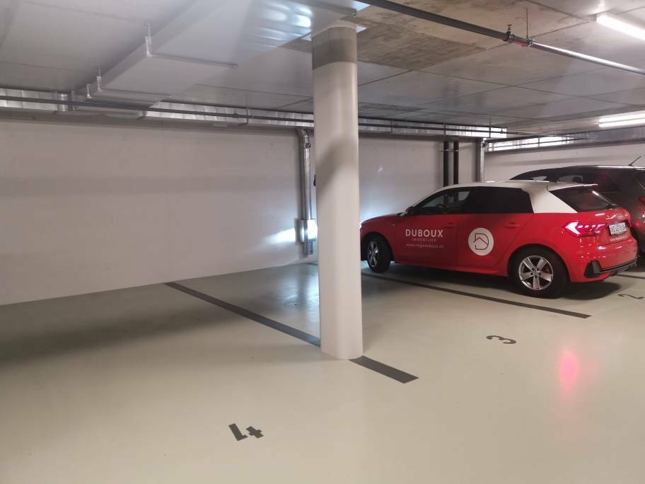 Überdachter Veloparkplatz