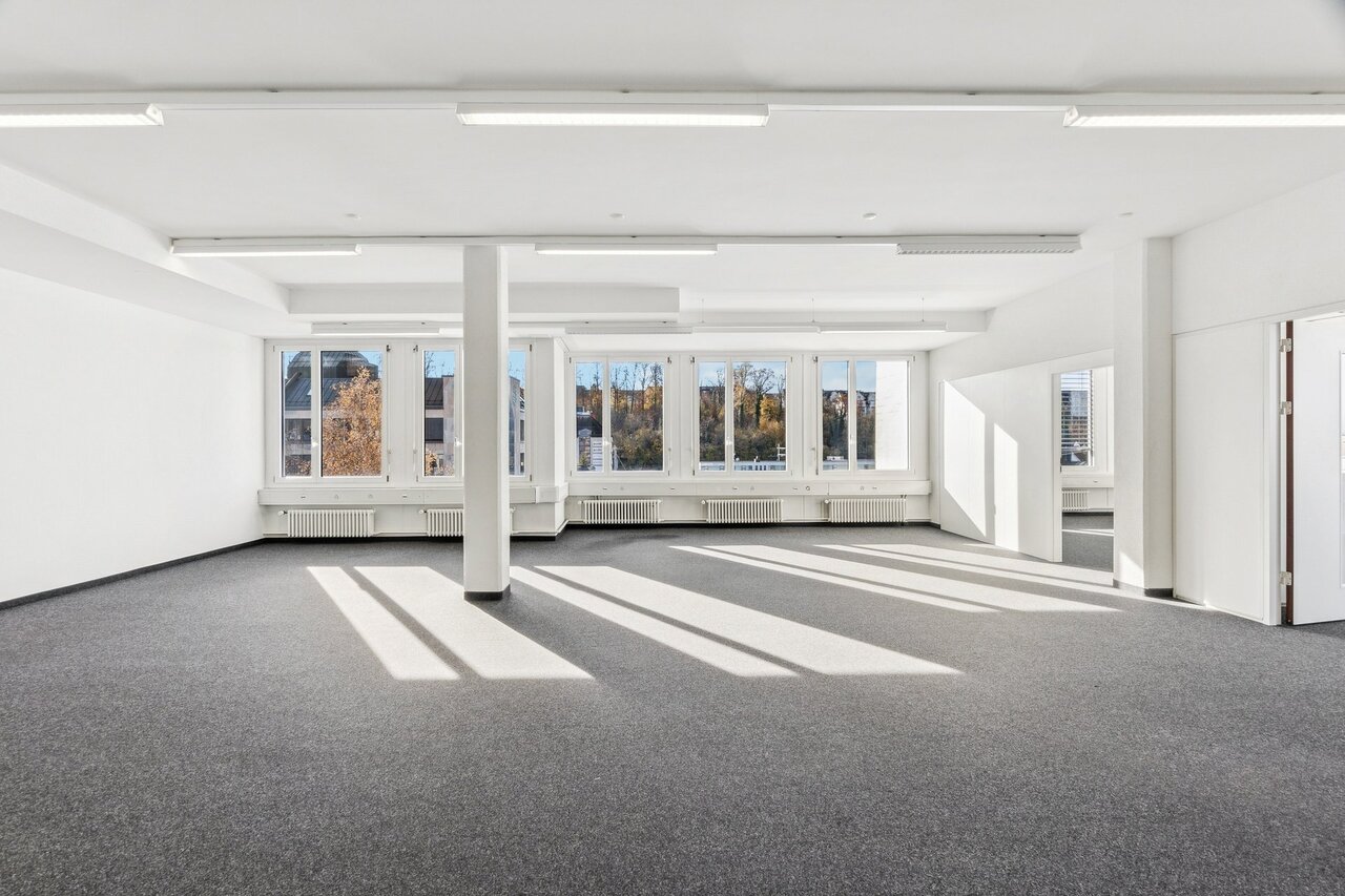 147m² bureau