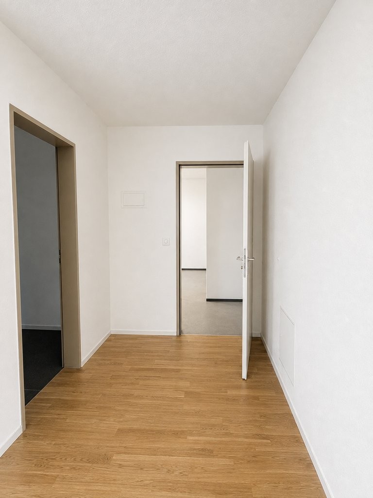 65m² office