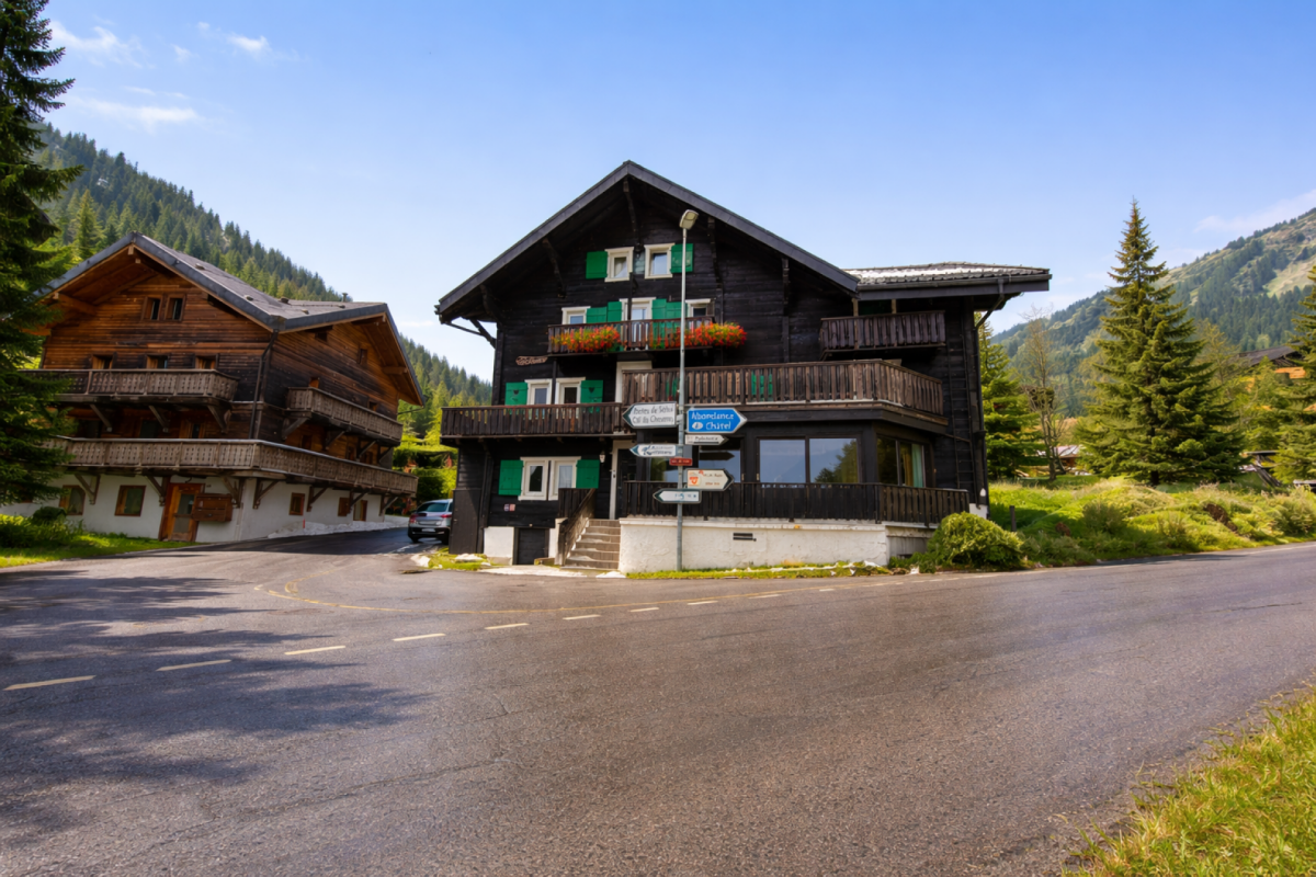 chalet di 16 stanze, foto 1 di 10