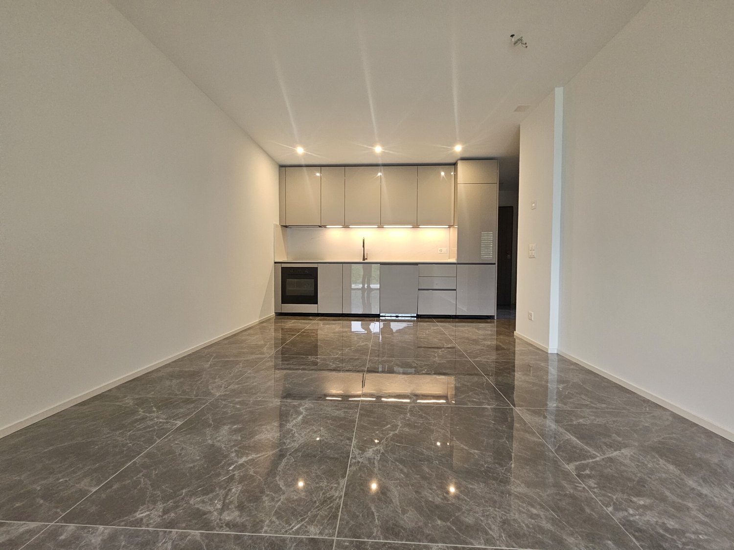 2 ½ rooms apartment, foto 1 di 9