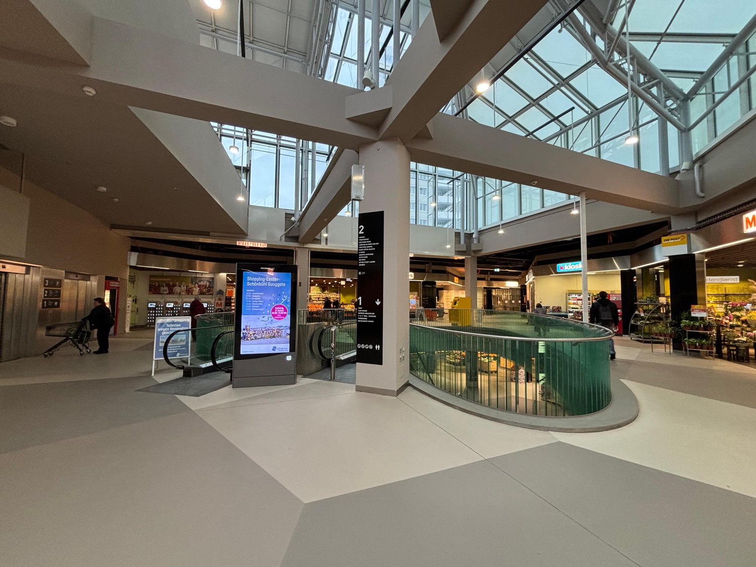 negozio di 158m²