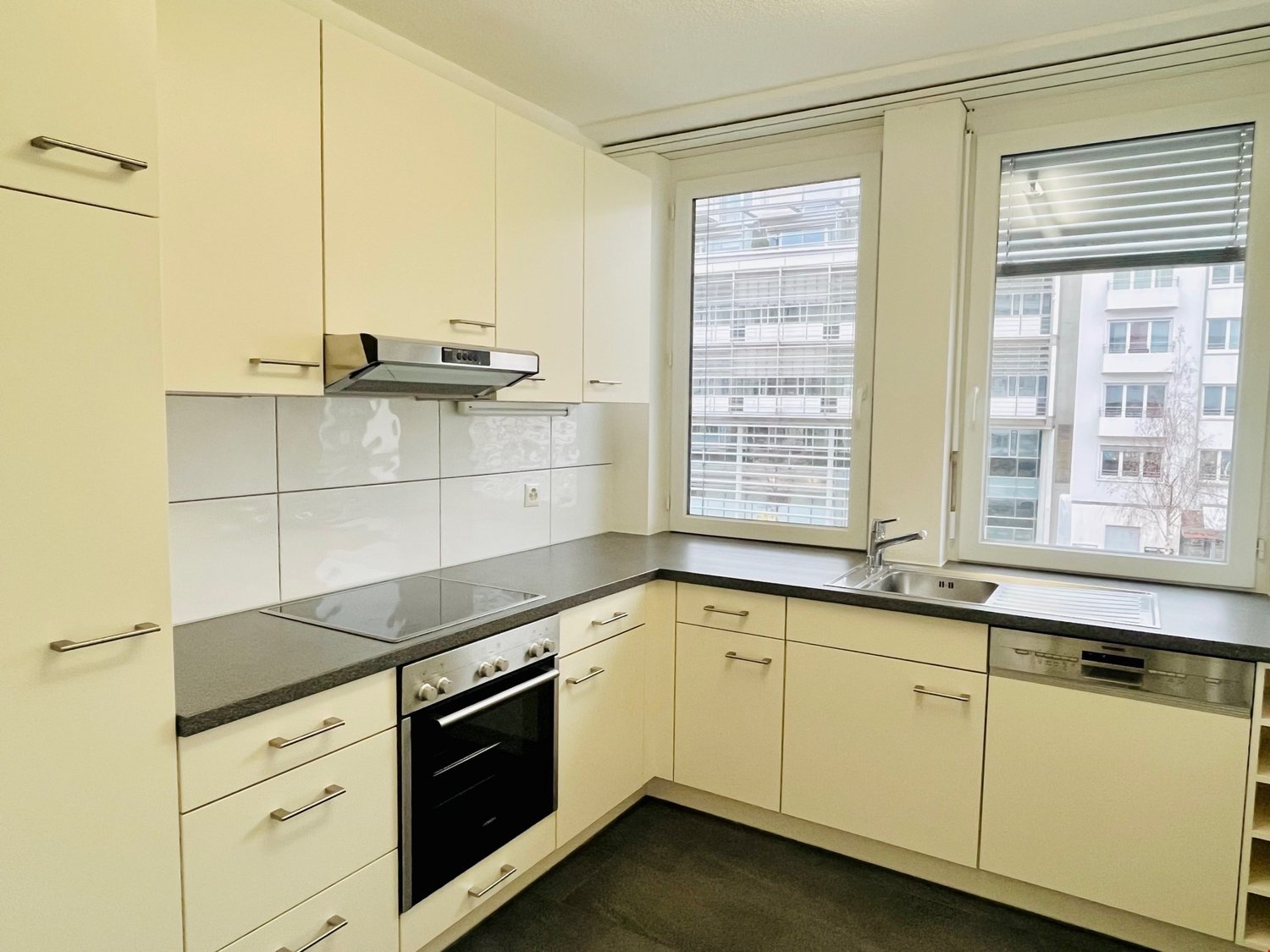 Appartamento di 2 ½ locali, foto 1 di 10