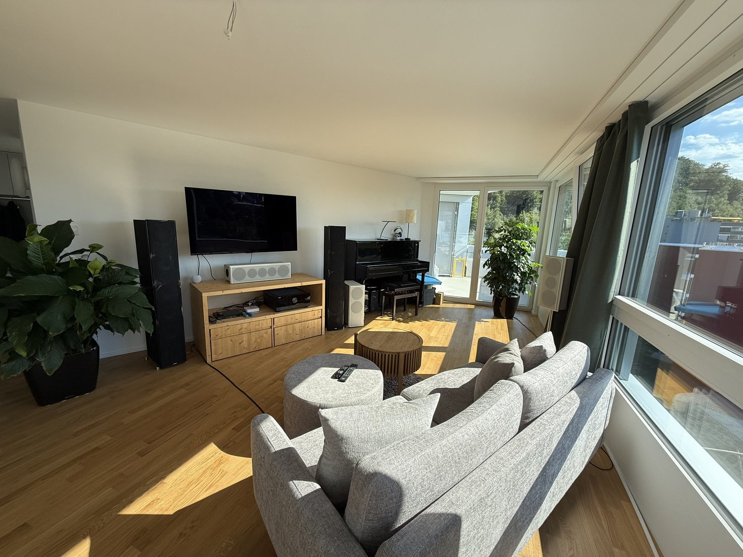 Appartamento arredato di 4 ½ locali, foto 3 di 10