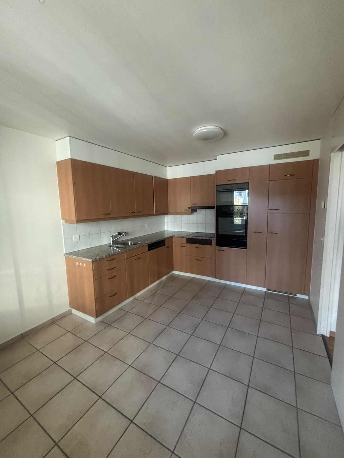Appartamento di 3 ½ locali, foto 4 di 8