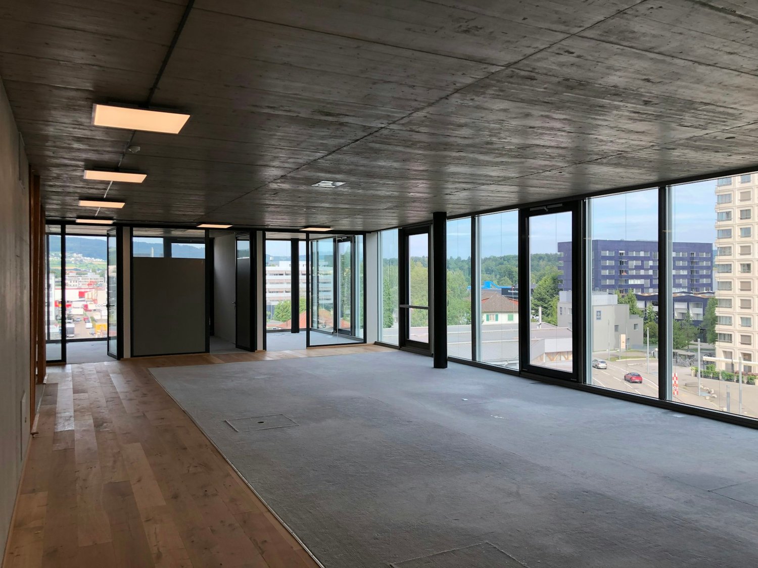 703m² ufficio