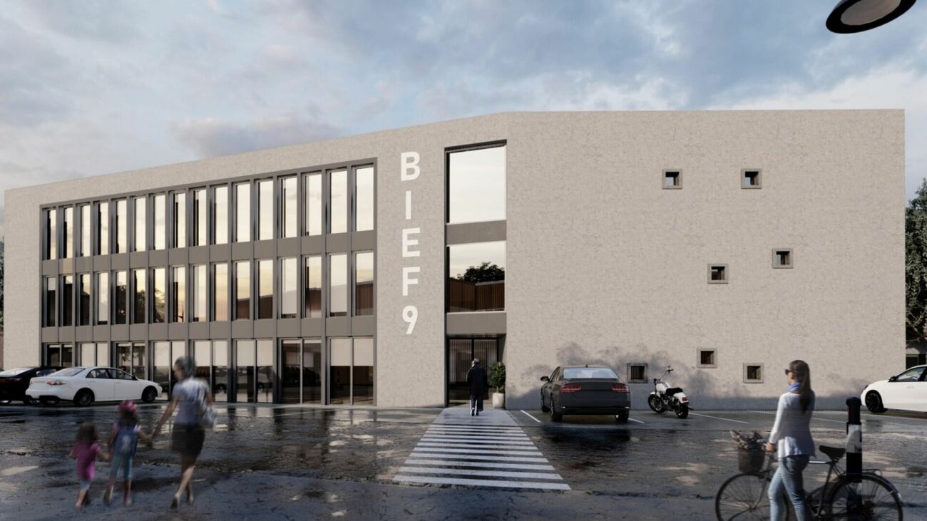 356m² commercial