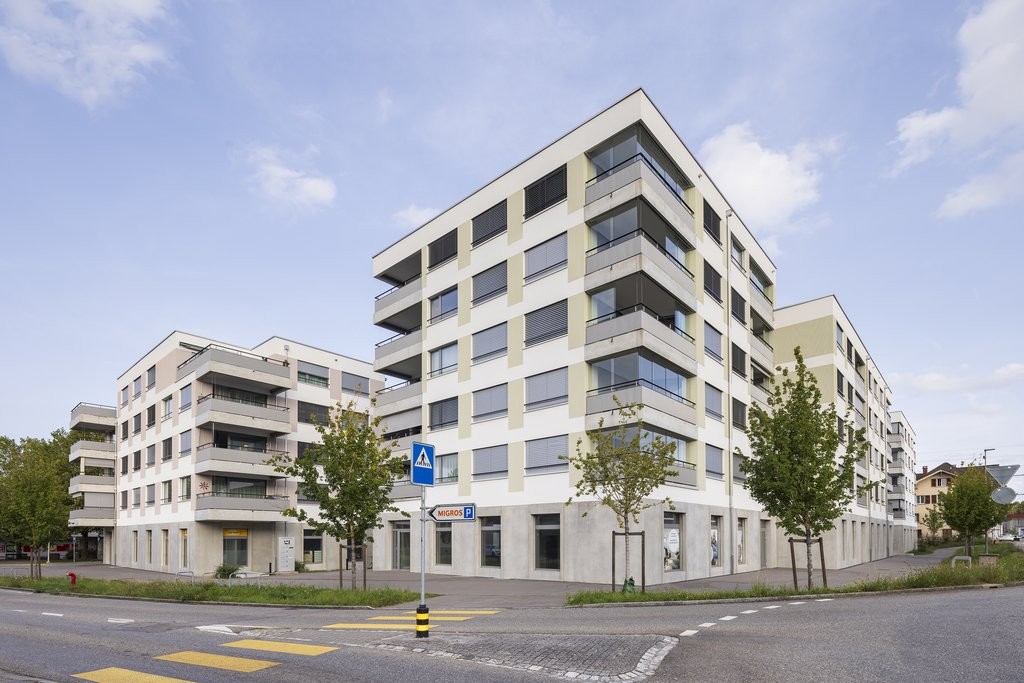 276m² office