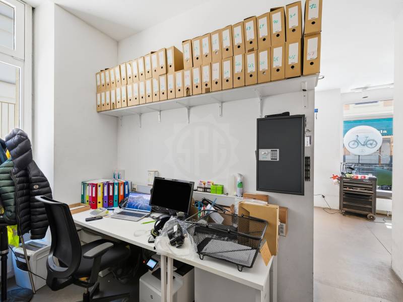 196m² arcade, foto 8 di 10