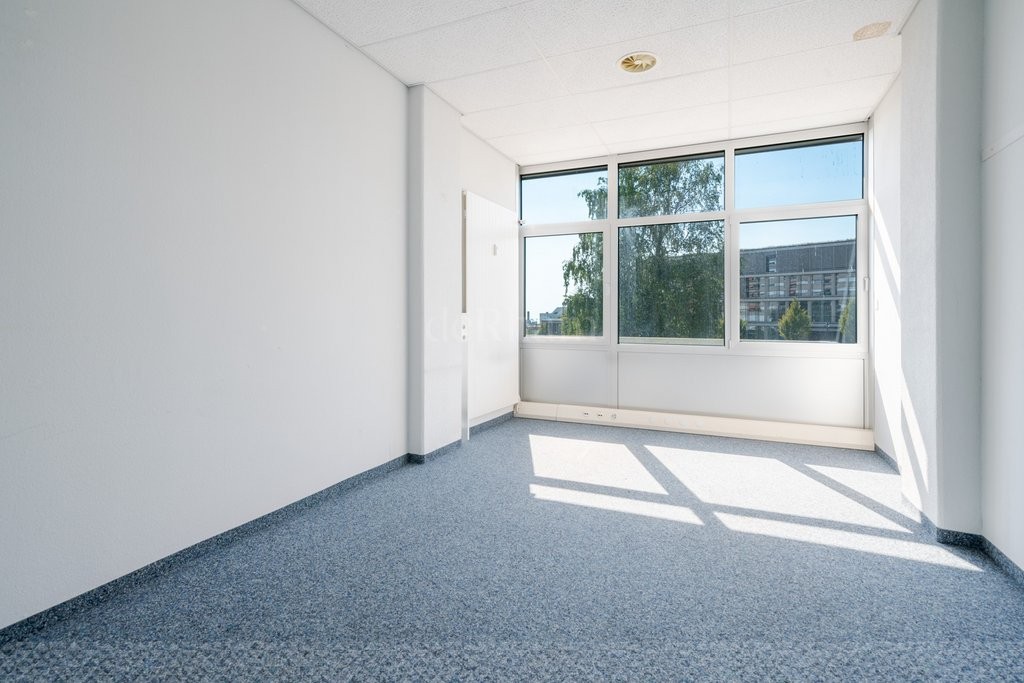 551m² ufficio