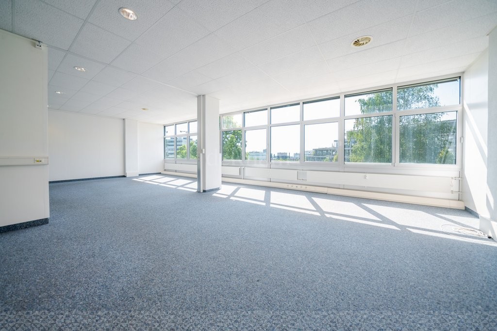 551m² ufficio