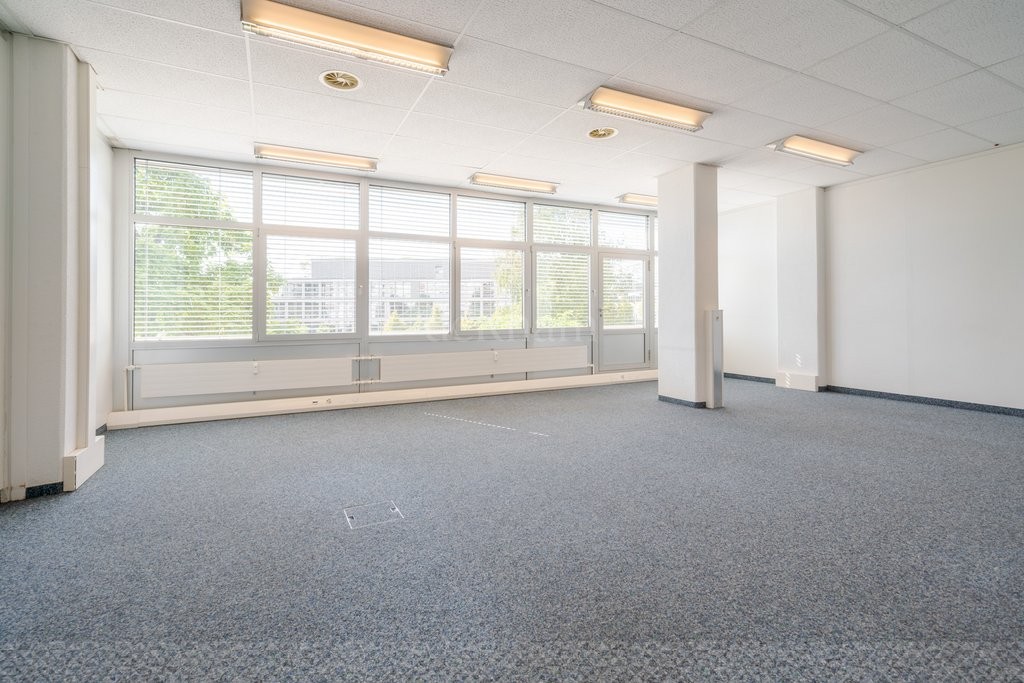 551m² ufficio