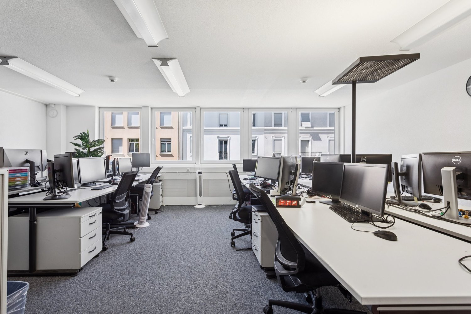 ufficio 771m²