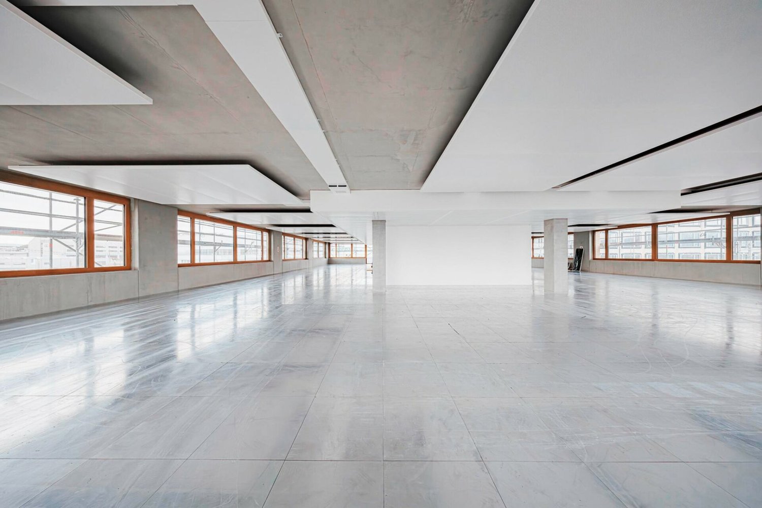 923m² studio professionale