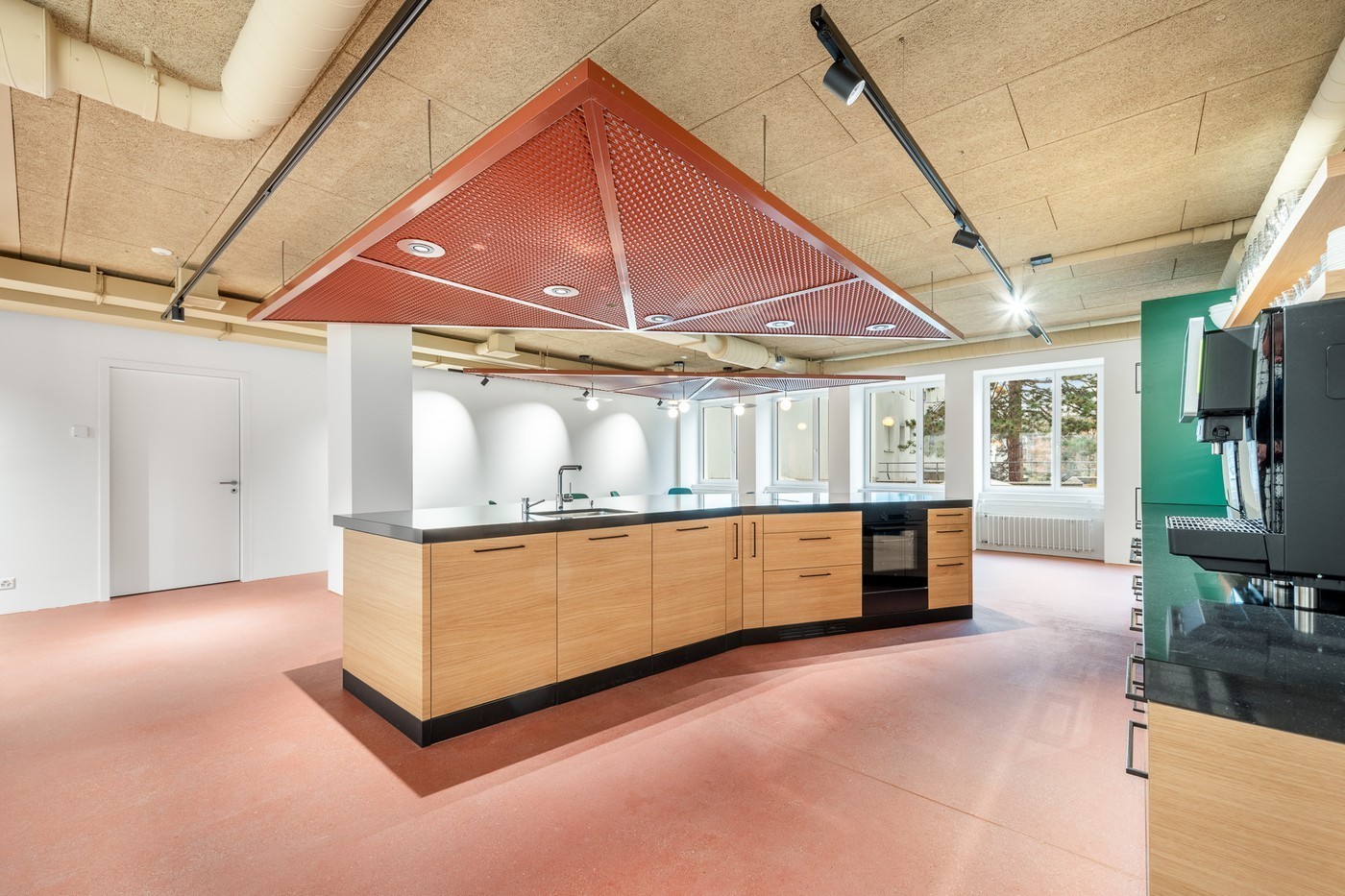 585-585m² vano cantina