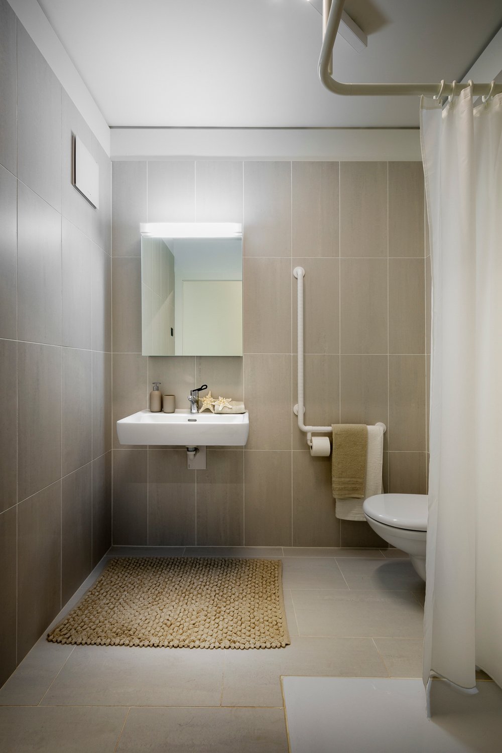 2 ½ Zimmer möblierte Wohnung