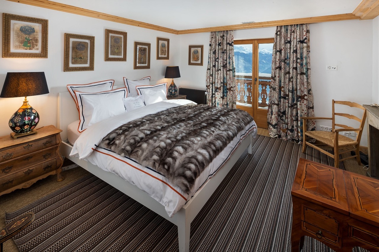 10 rooms chalet