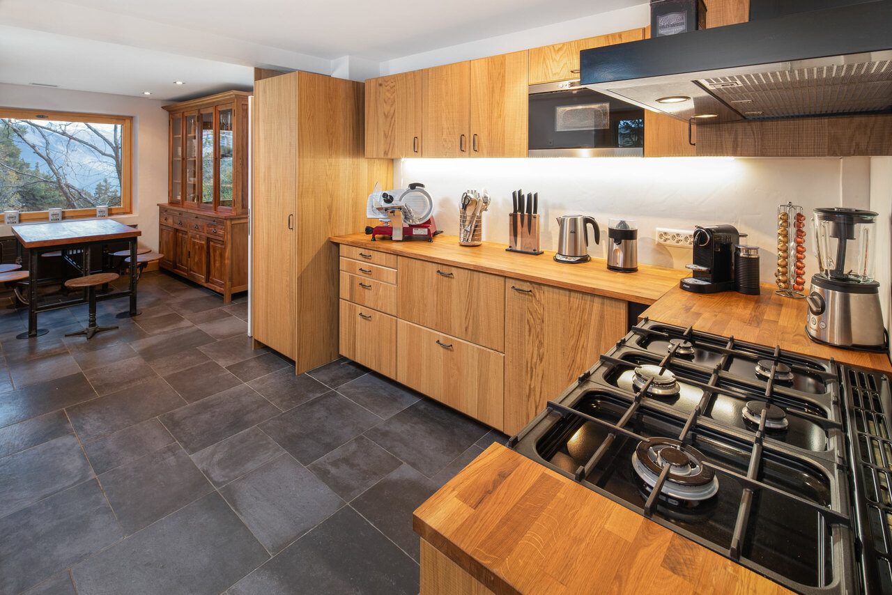 10 rooms chalet