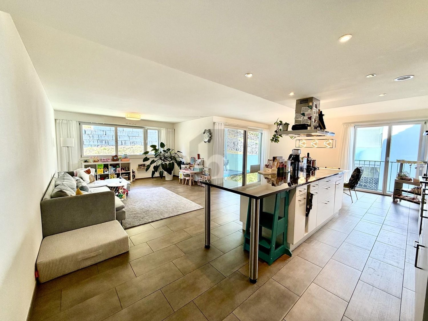 Appartamento di 4 ½ locali, foto 1 di 4