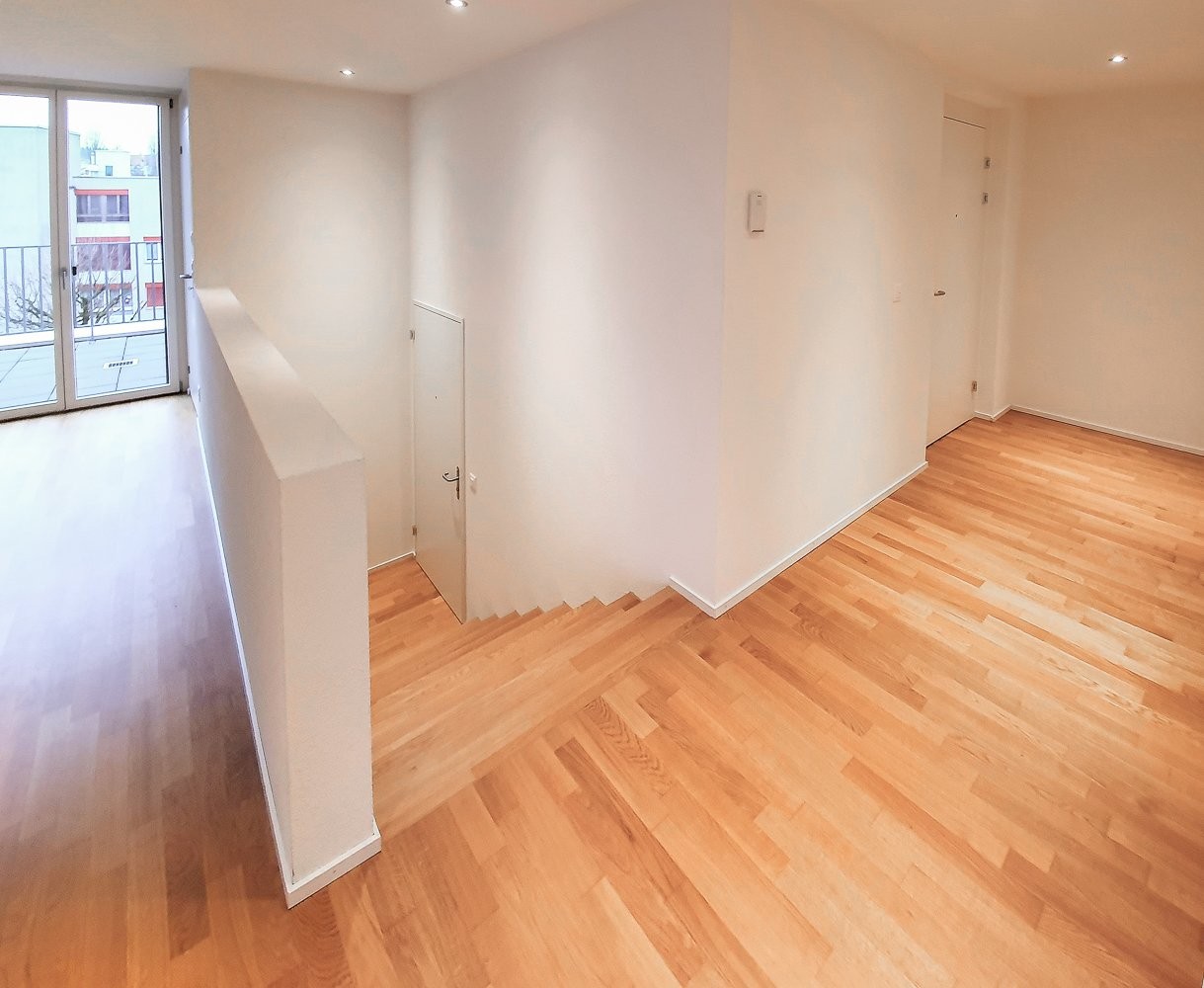 Appartement d'attique de 2 ½ pièces