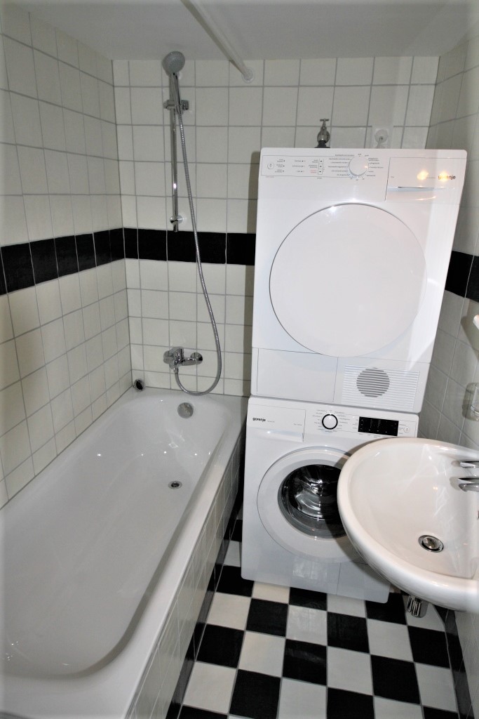 Appartamento di 2 ½ locali, foto 2 di 6