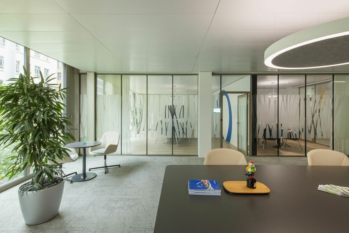 858m² ufficio
