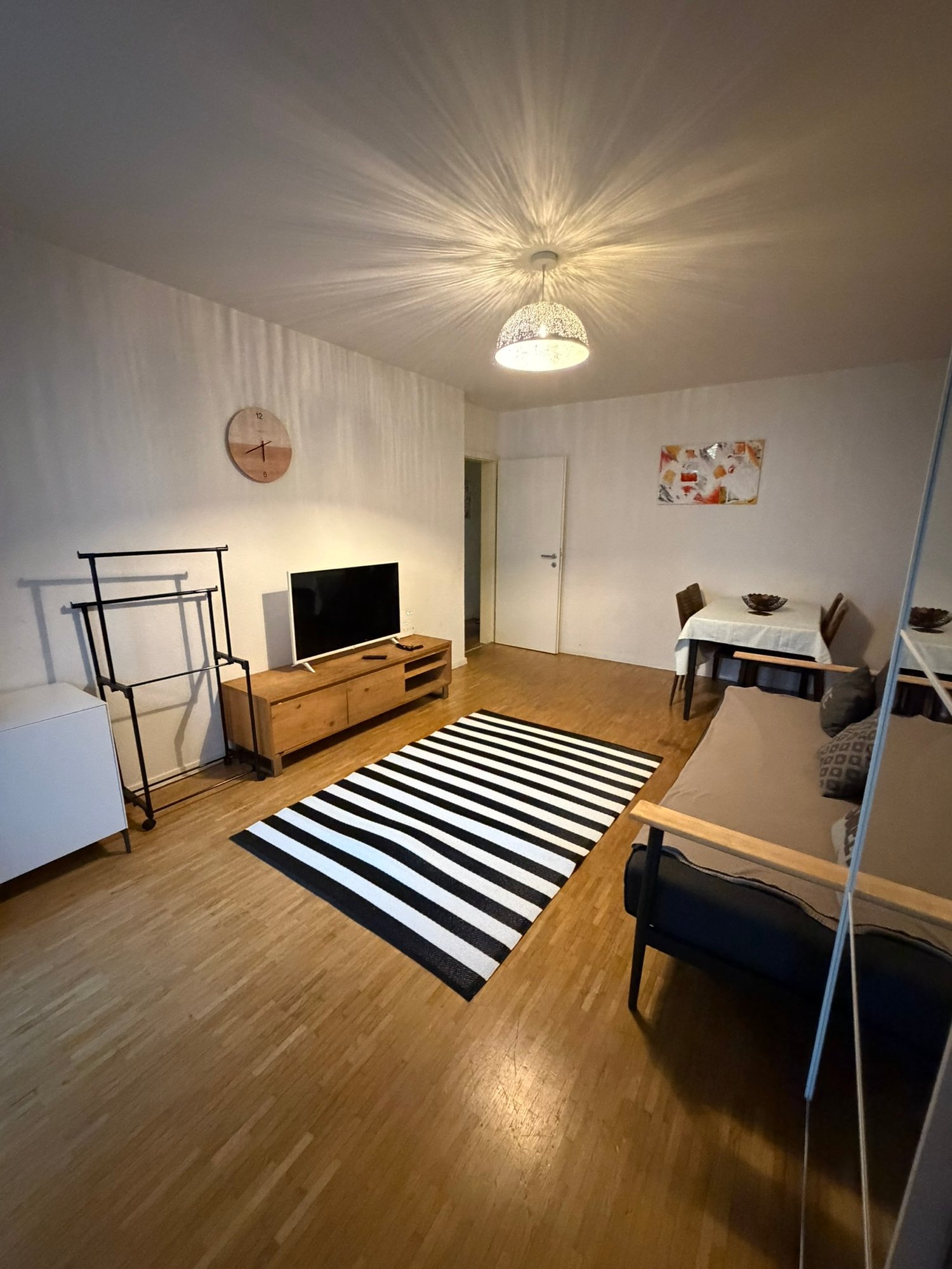 Appartamento arredato di 2 ½ locali, foto 2 di 10