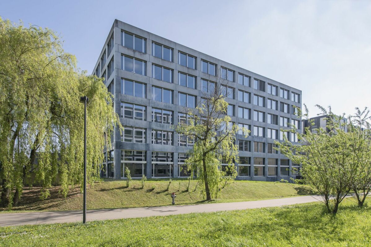 ufficio di 2200m²