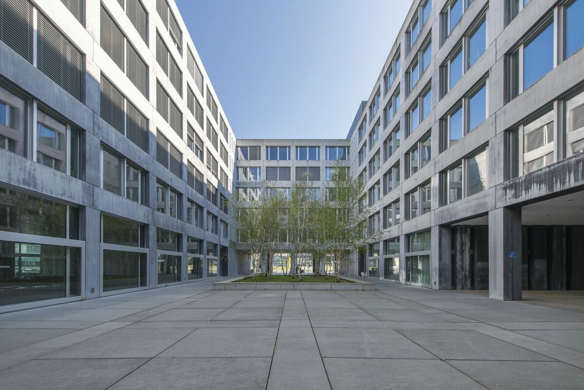 ufficio di 2200m²