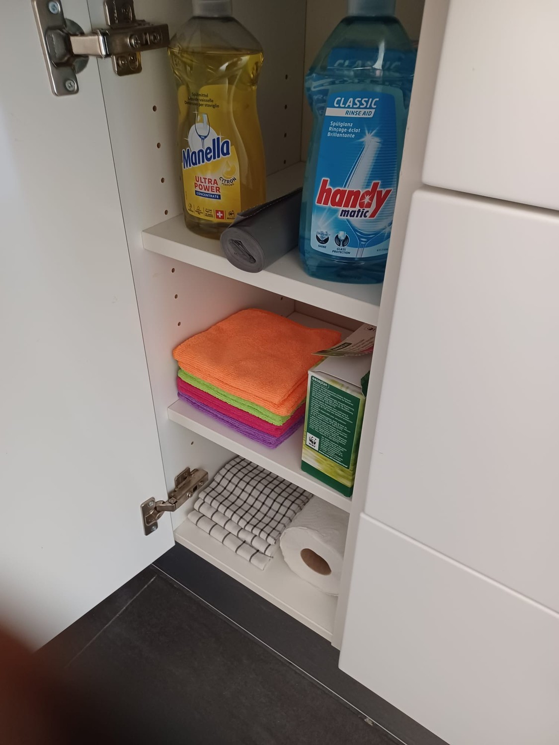 Camera in un appartamento condiviso, foto 8 di 10