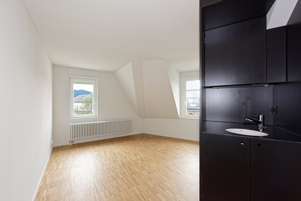 1 room single room