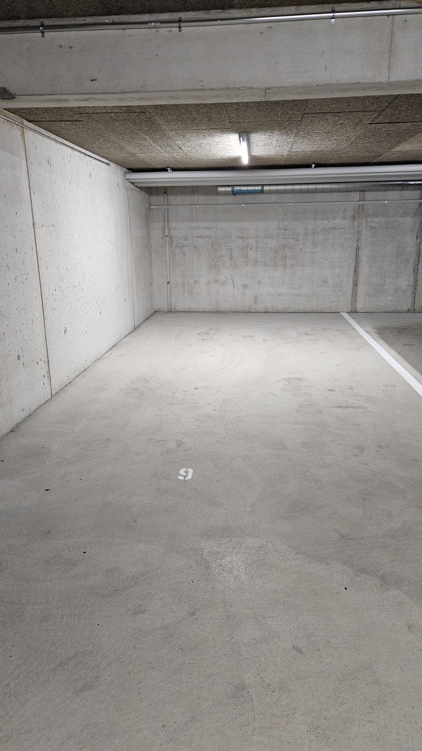 Posto auto sotterraneo, foto 2 di 2