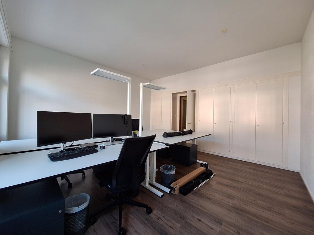 195m² ufficio, foto 6 di 9