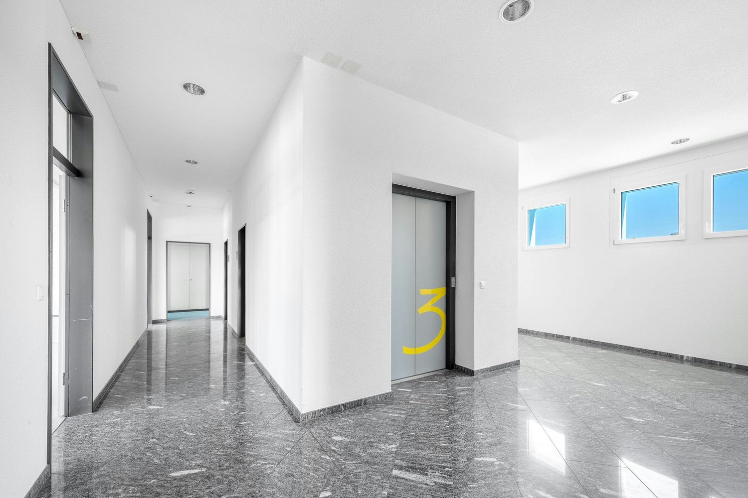 oggetto industriale di 1300m²