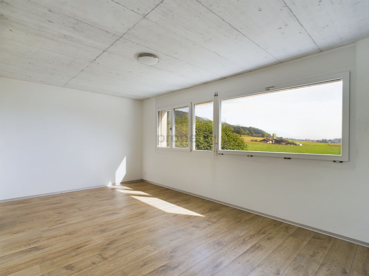 Casa a schiera di 3 ½ locali, foto 1 di 9