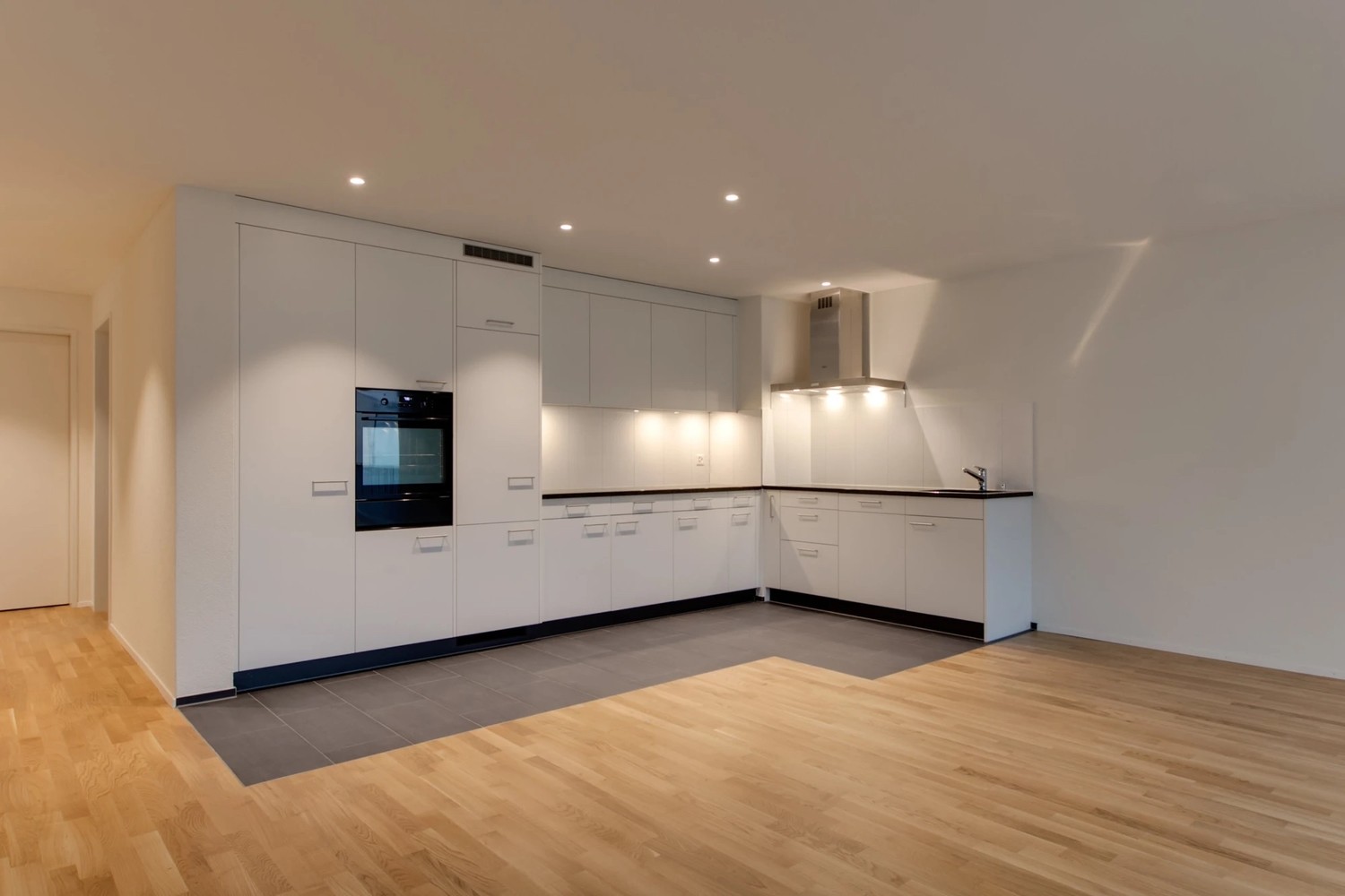 Appartamento di 2 ½ locali, foto 2 di 9