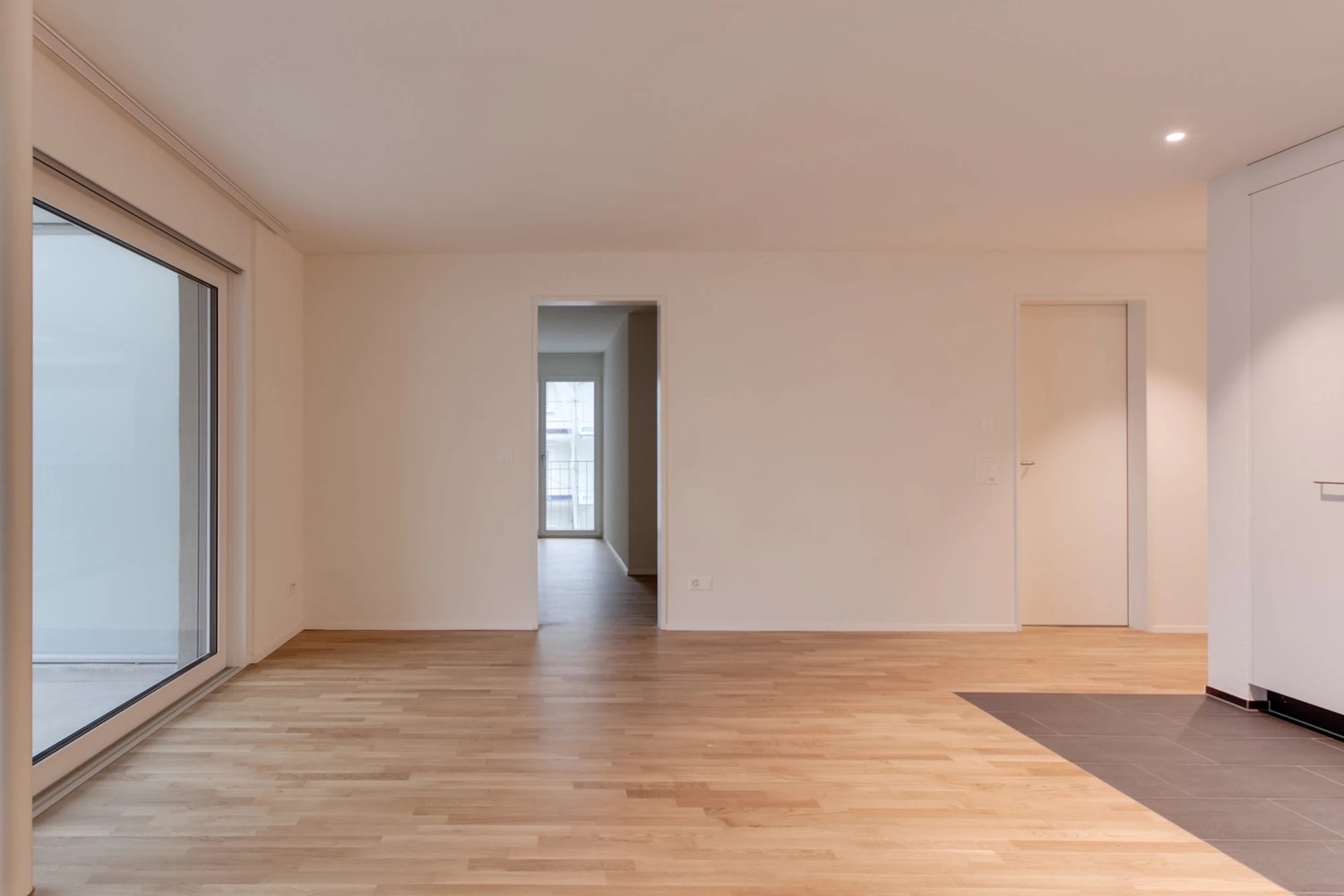 Appartamento di 2 ½ locali, foto 1 di 9