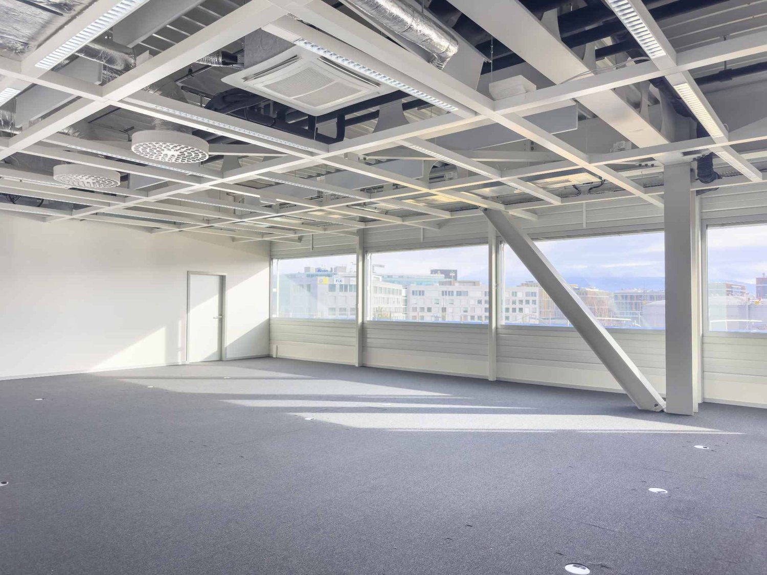 5000m² commerciale