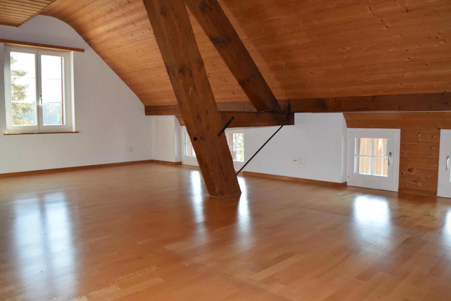 casa unifamiliare di 8 locali