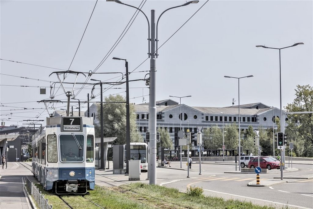 57m² deposito