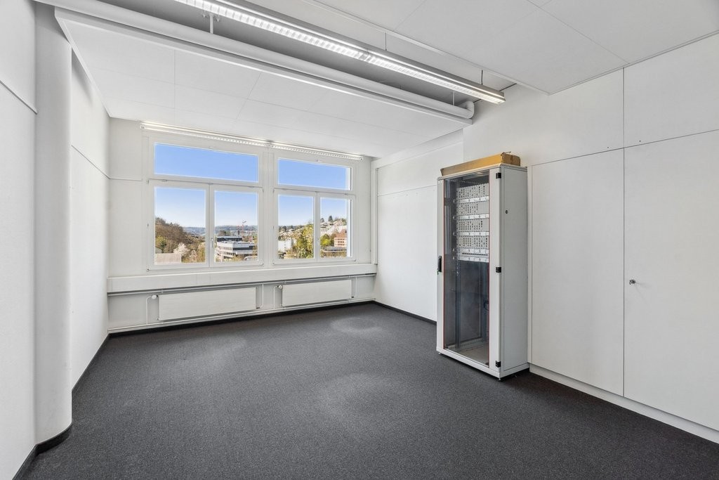 1256m² commerciale