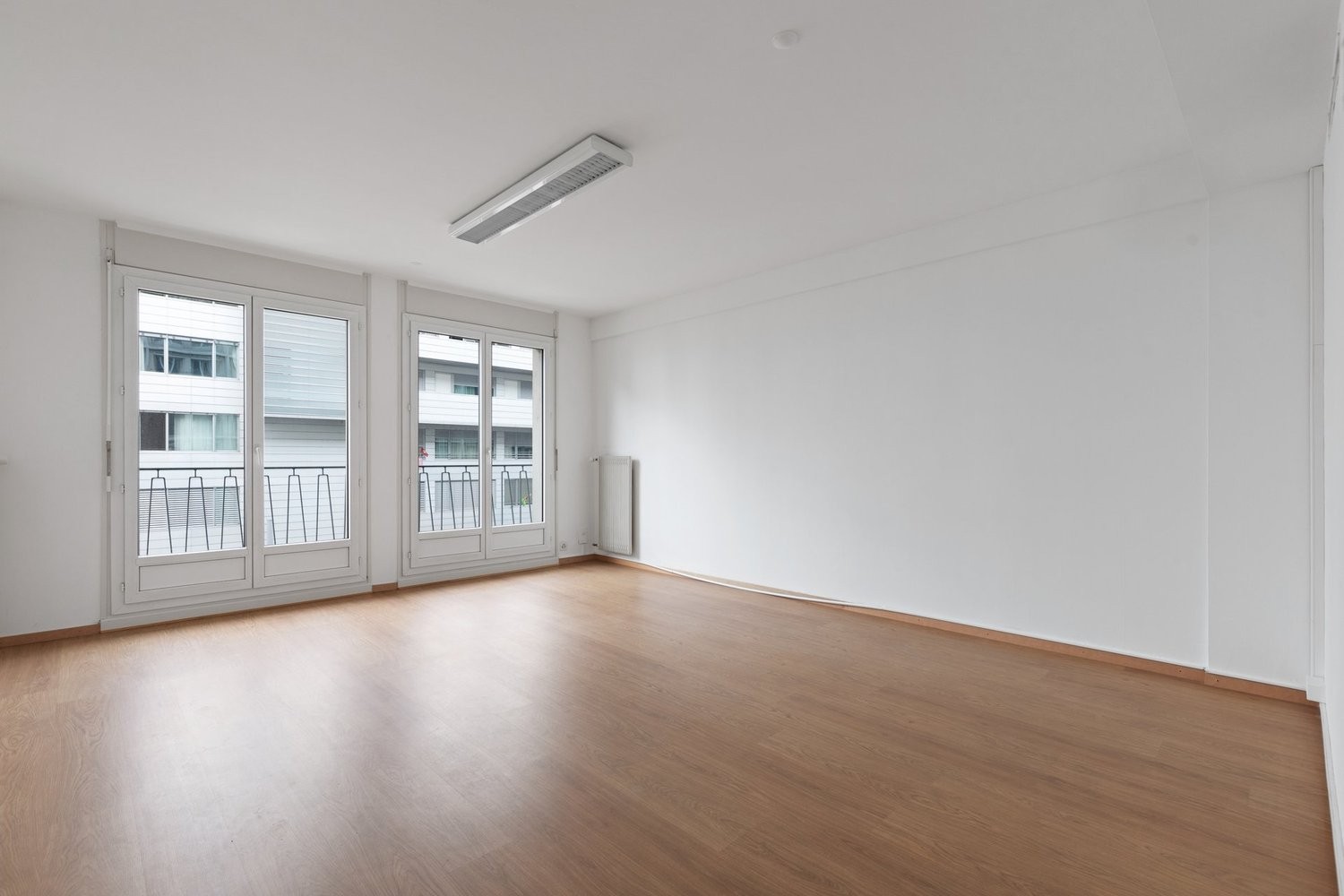218m² ufficio, foto 4 di 10