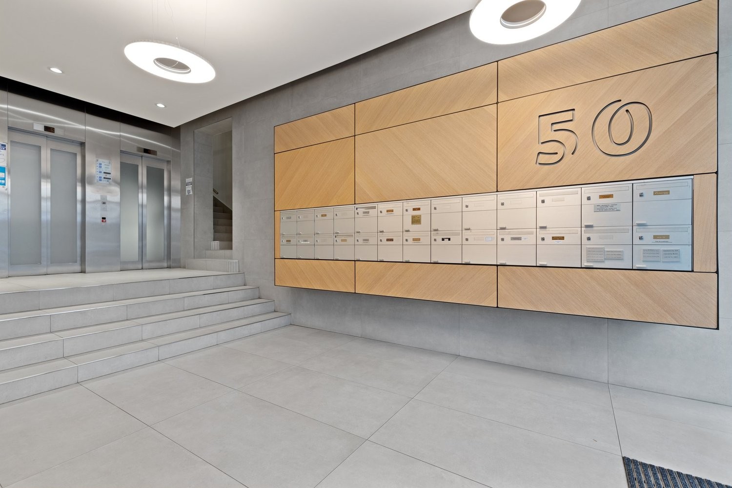 218m² ufficio, foto 2 di 10