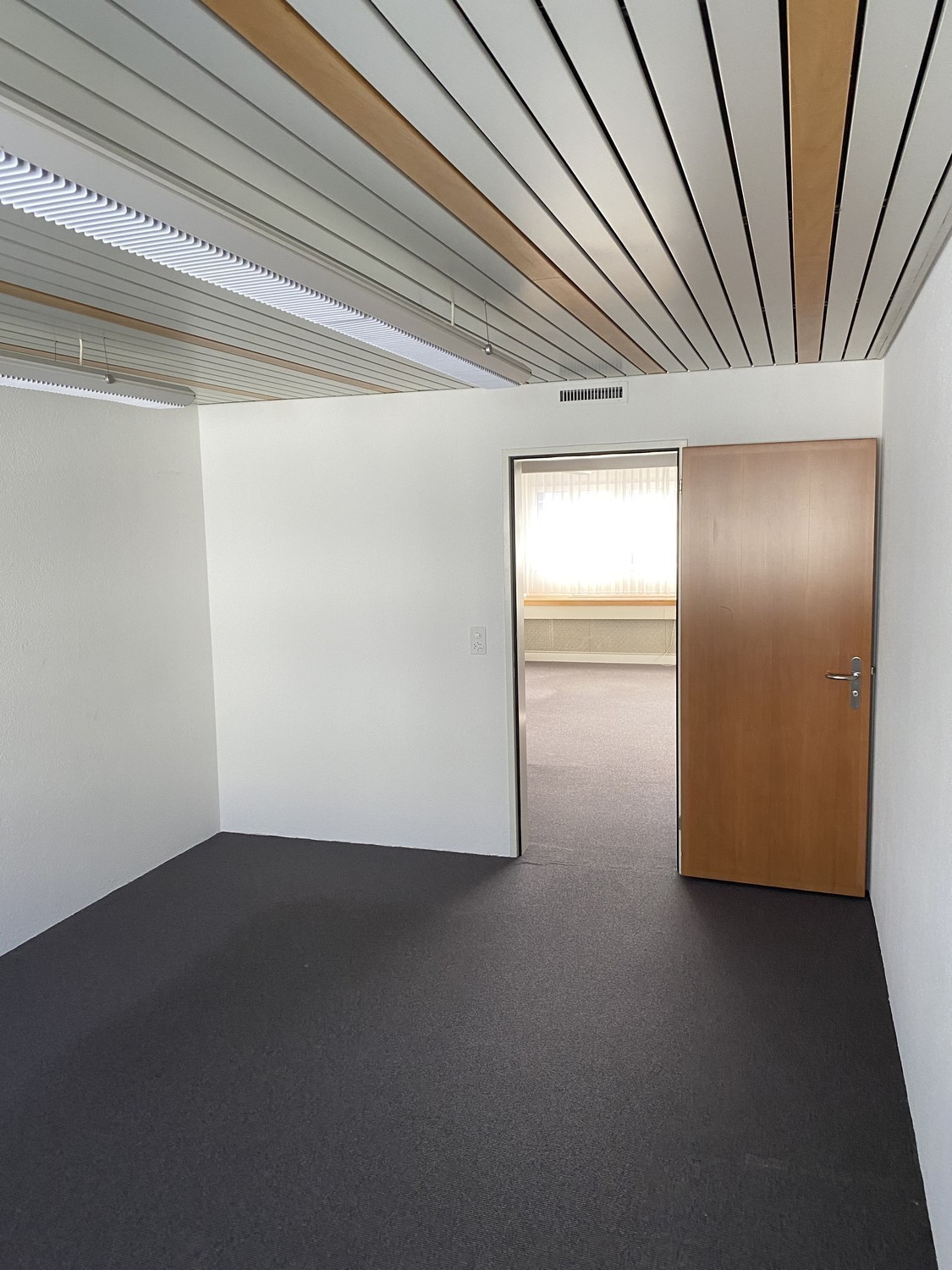 162m² commerciali
